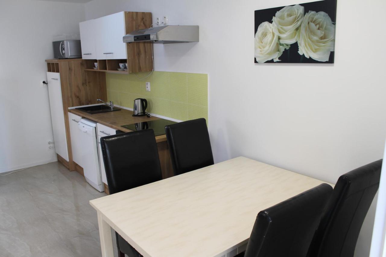 Apartmány pri Auparku Piest'any Esterno foto